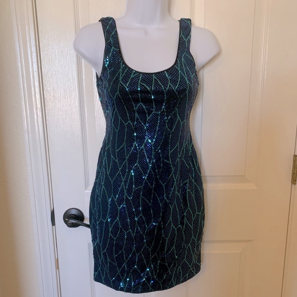 🌹New Kohl’s Lily Rose blue/teal fitted dress